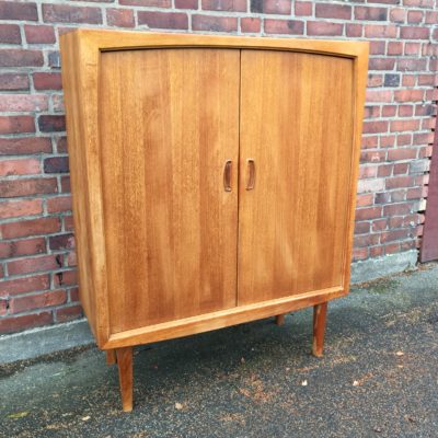 Dänisches Highboard