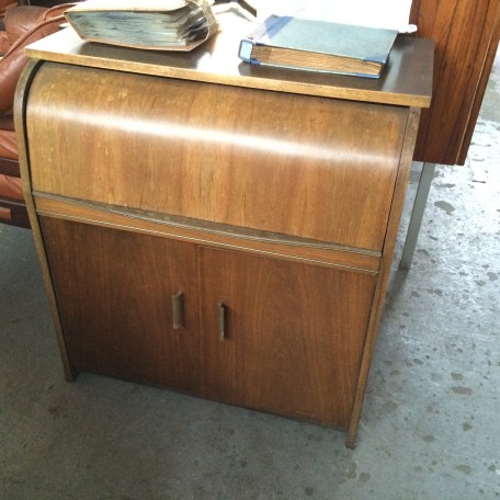 Retrokaufhaus - Möbel der 80er, 70er, 60er, 50er Jahre