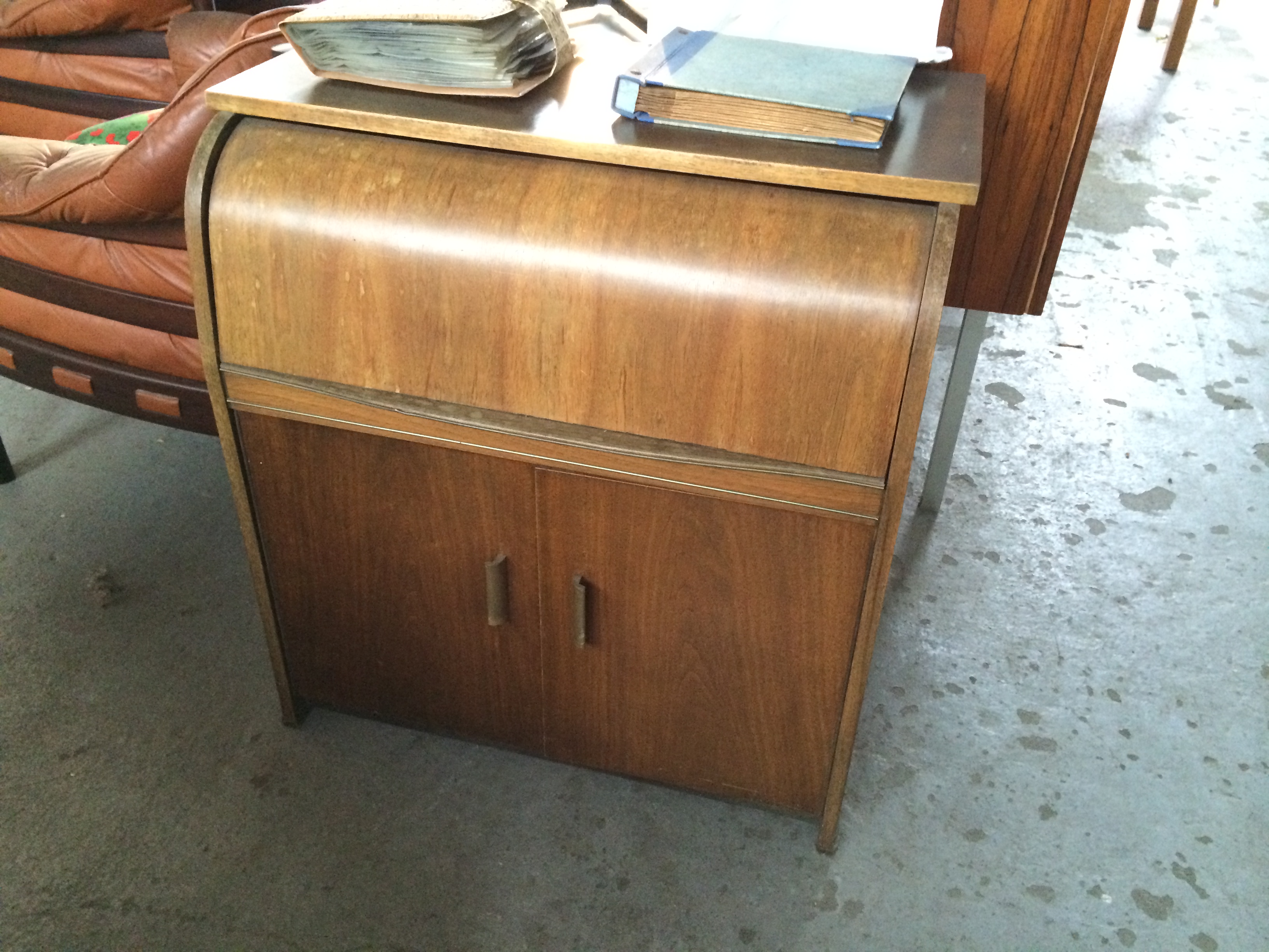 Retrokaufhaus - Möbel der 80er, 70er, 60er, 50er Jahre